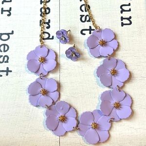 NWOT Nicole Miller Lavender Necklace/Post Earrings Set.